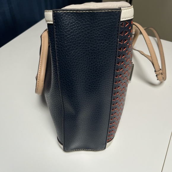 Guess Recortes Blue handbag - Picture 7 of 8